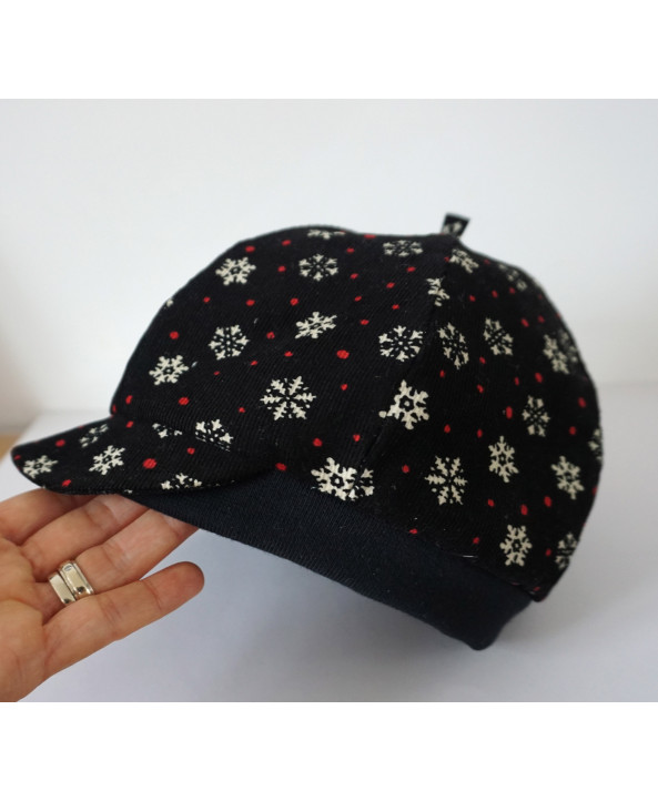 Girls 2-3 years Black Cord Hat/Baret Snowflakes dots red white Handmade UK